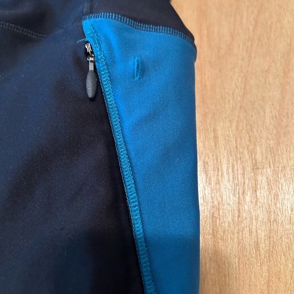 Under Armour leggings. Women. - Picture 6 of 7